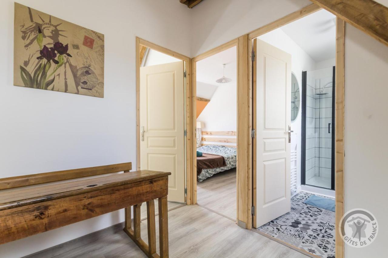 Le Jardin Des Fees Bed & Breakfast Savigny-le-Vieux Екстериор снимка