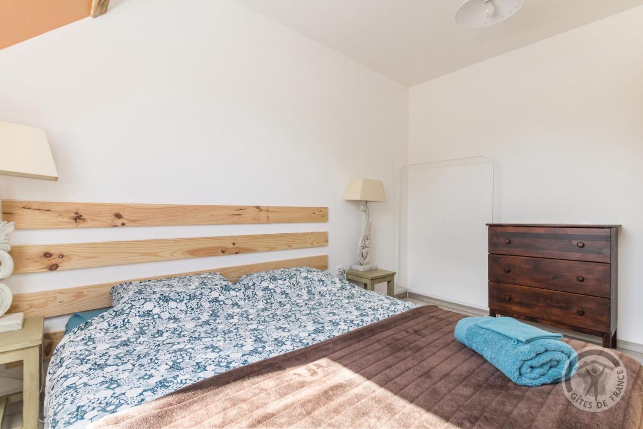 Le Jardin Des Fees Bed & Breakfast Savigny-le-Vieux Екстериор снимка